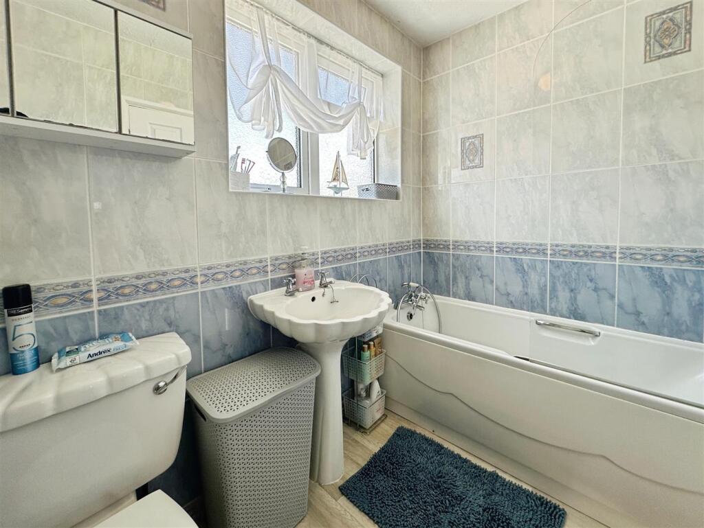 56e01254--464F-A94B-4293613CE025-10334-0000222C0DB