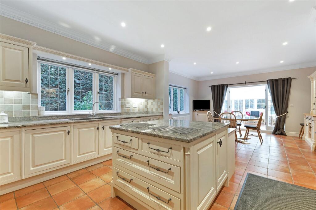 Kitchen/Breakfast