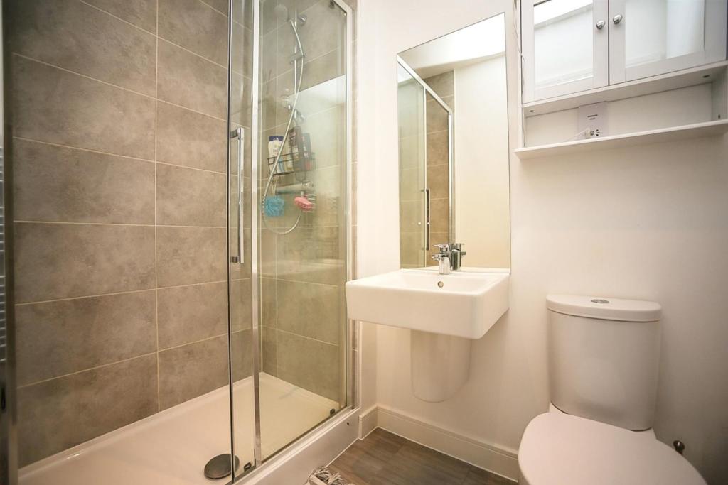 En-suite Shower Room