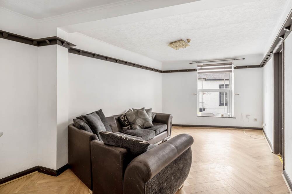 Flat 1, 41-43 Wormgate (Boston)-5