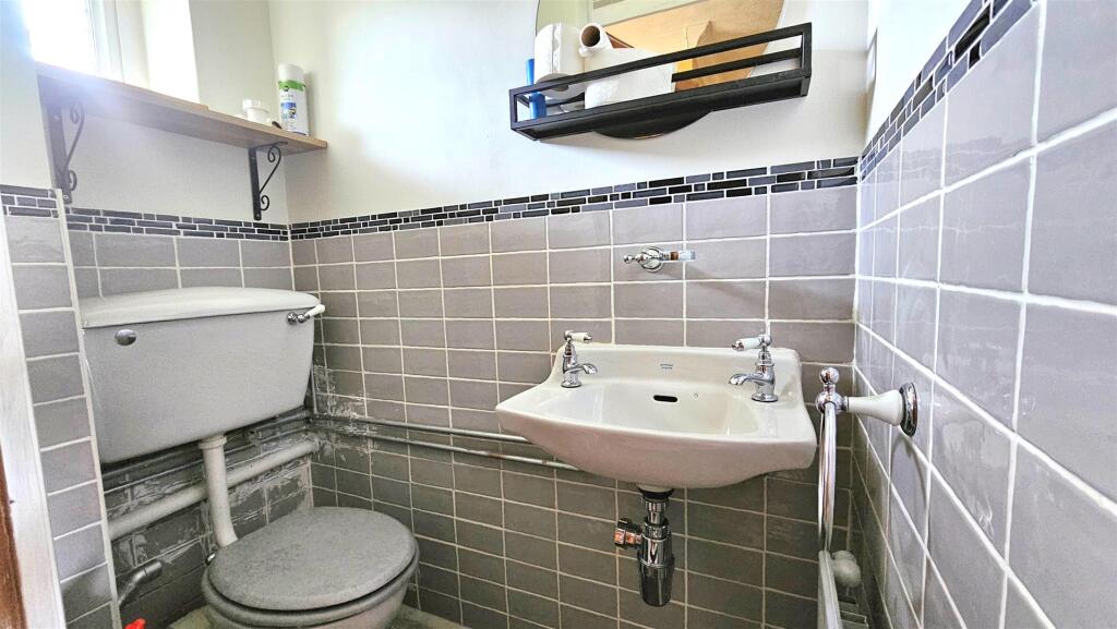 Cloak Room
