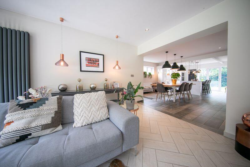 Lounge, dining area and kitchen