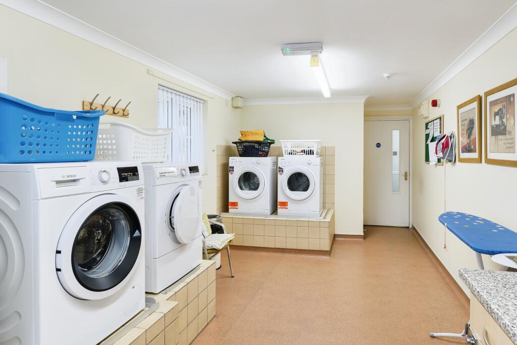COMMUNAL LAUNDRY