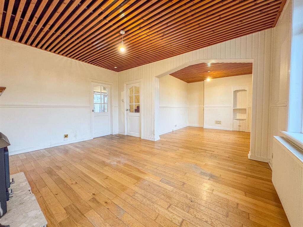 Living dining