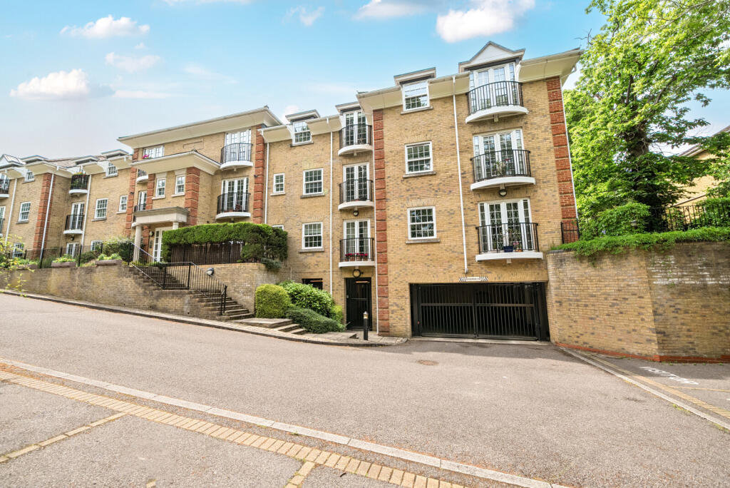 1301303-7-684315f...