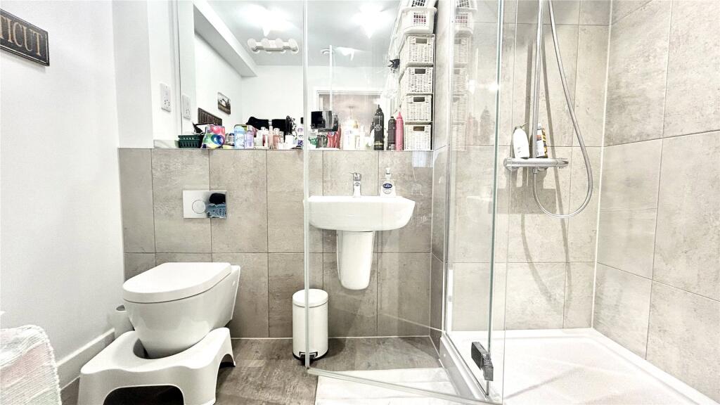 En-Suite Shower Room