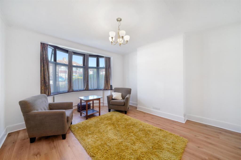 35 St Andrews Avenue - UiXyZ2ZK79p3NLf3SM6p.jpg