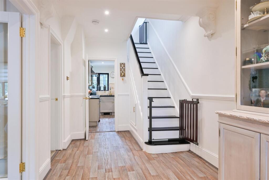 REIGATE ROAD, 1500- (5).jpg