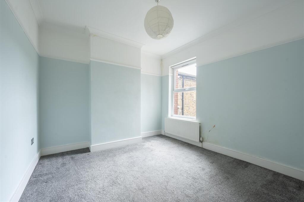 Seymour Road, E10