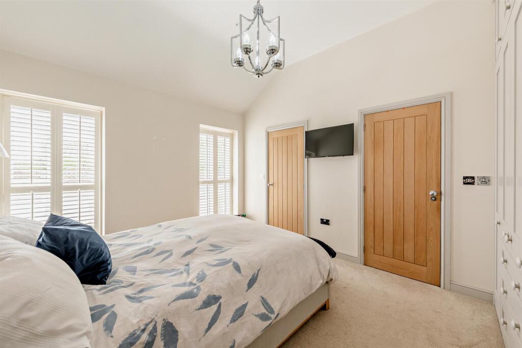 8644613-interior16-800.jpg