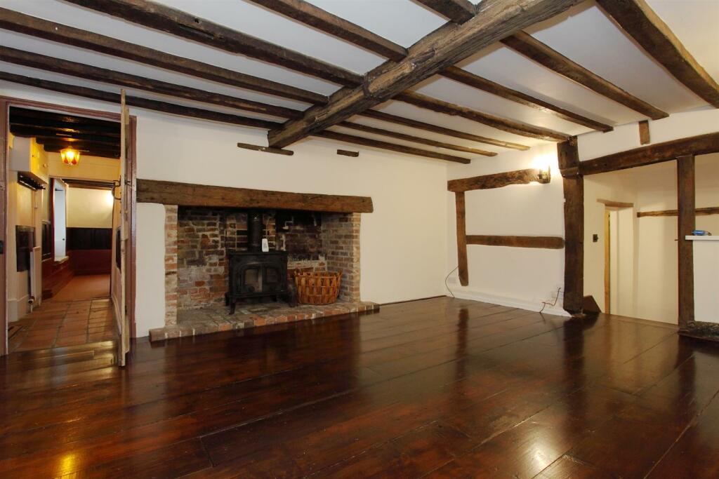 molesey cottage PH104.JPG