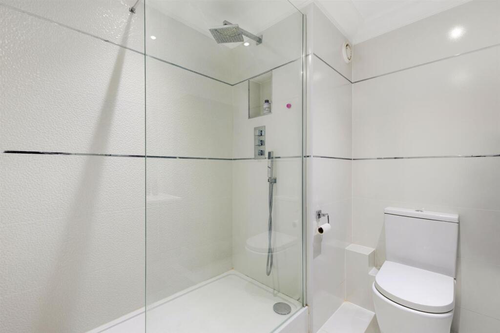 98934_Flat 609 Regent Court 29A Wrights Lane (25)_