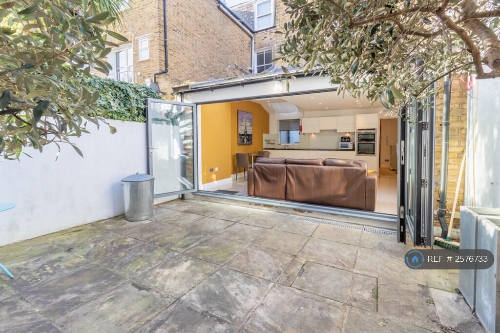 Huge Secluded Patio With Seating 