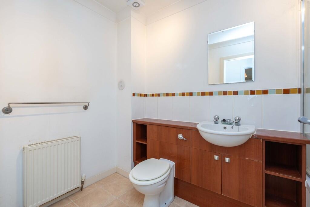 128 Whiteside Cou...