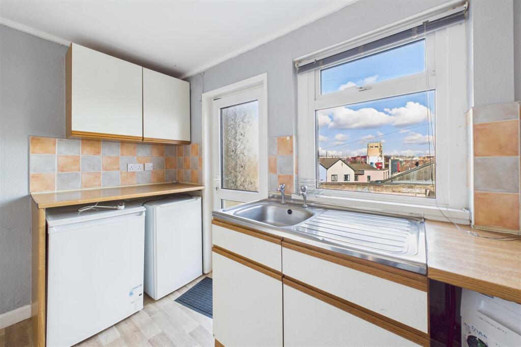 3 Alma Cottages, South Liberty Lane, Bedminster, B