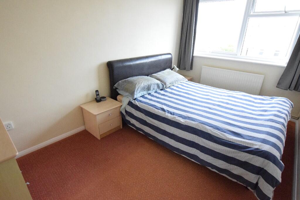 Bedroom Two (2)
