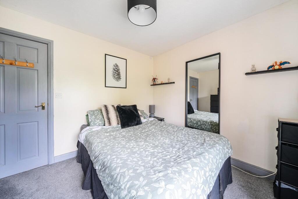 Bedroom 1 corner.jpg