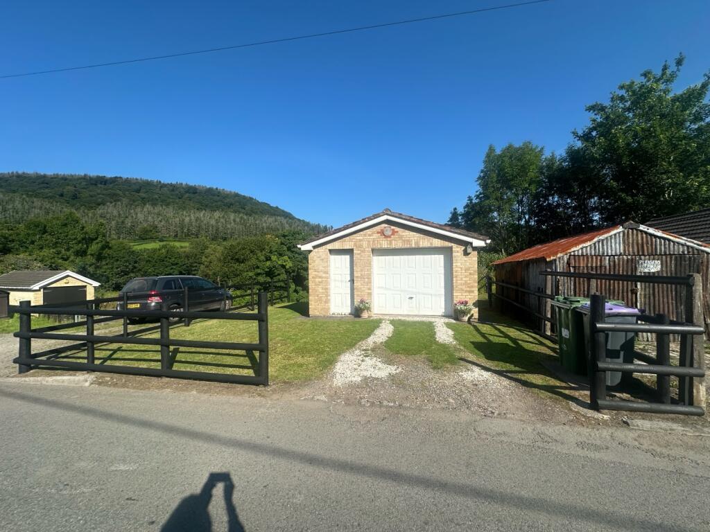 230D3026-CB4C-408A-B9AA-C989E4570E67