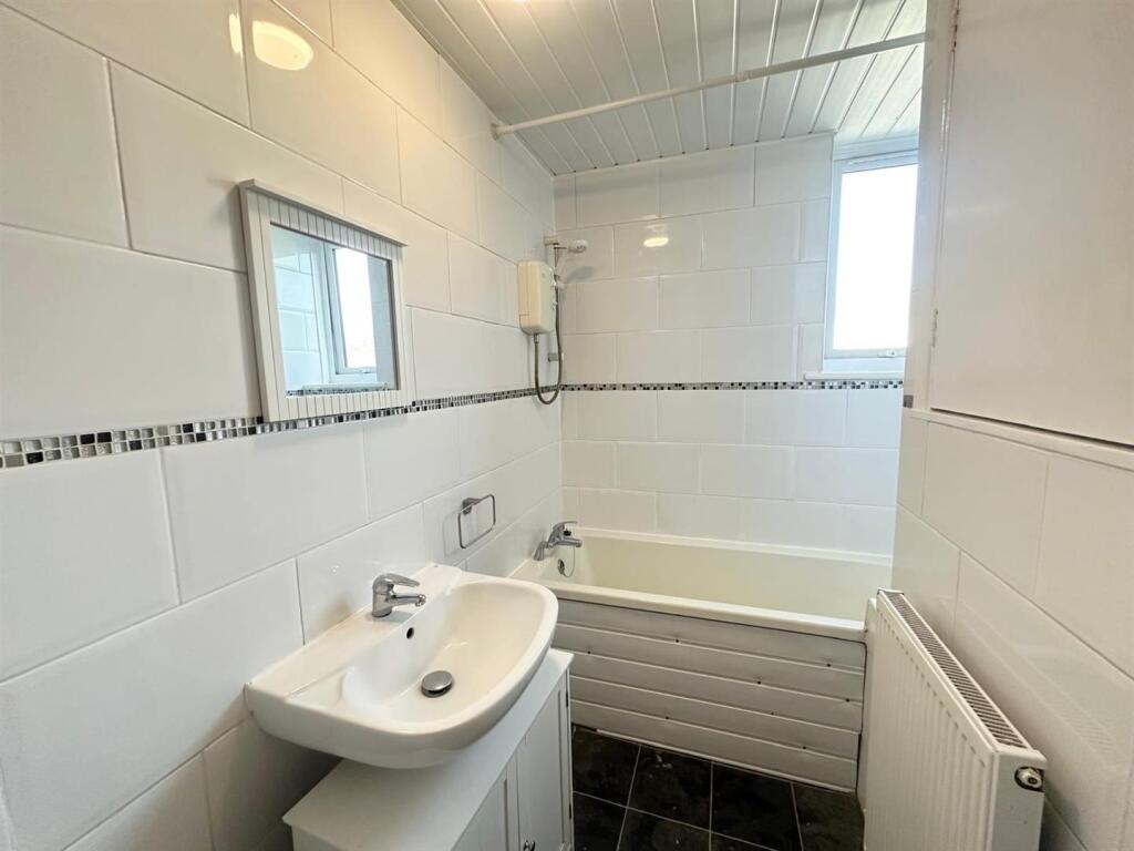 WhatsApp Image 2025-10-06 at 2.51.35 PM (21).jpeg