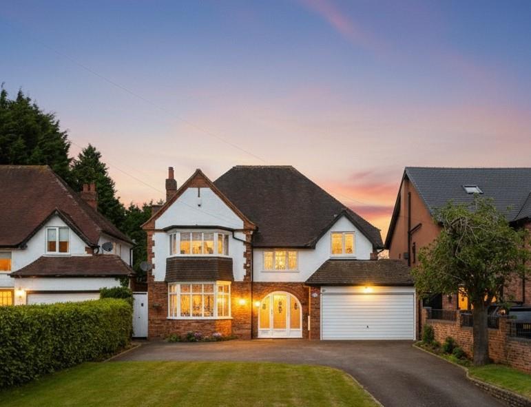87 Hampton Lane.jpeg