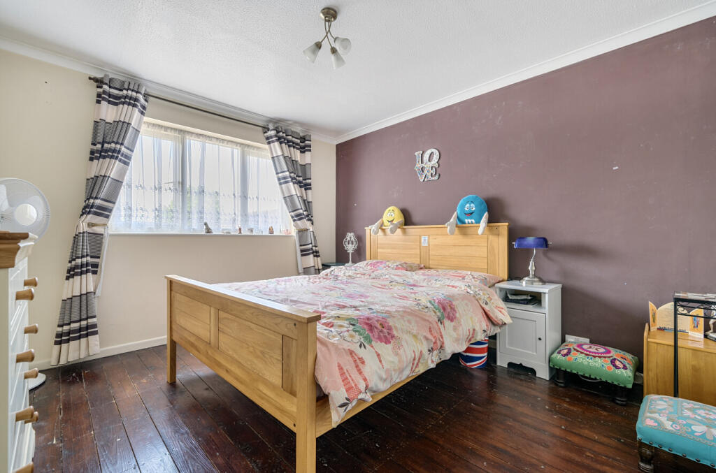 1316843-2-685d31c...