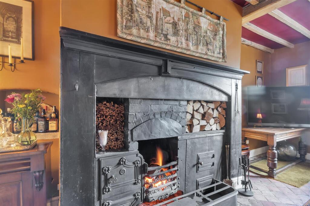 Additional Photograph