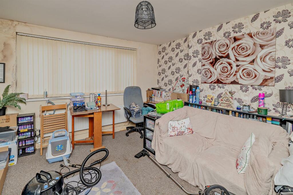 8627560-stills-interior01(1)-800.jpg