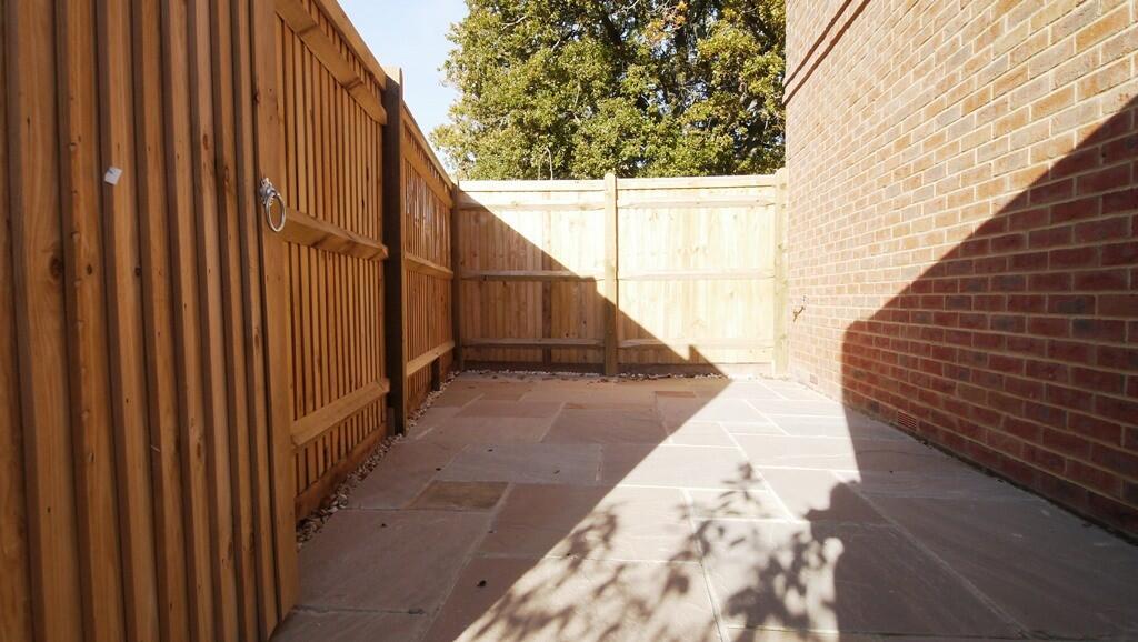 Private Courtyard Ga