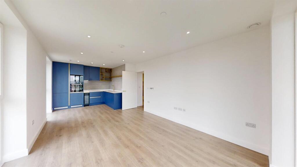 12 Quay Walk, Grand Union, Wembley