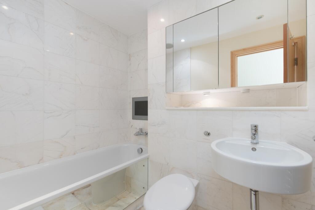 Antonine Heights ...