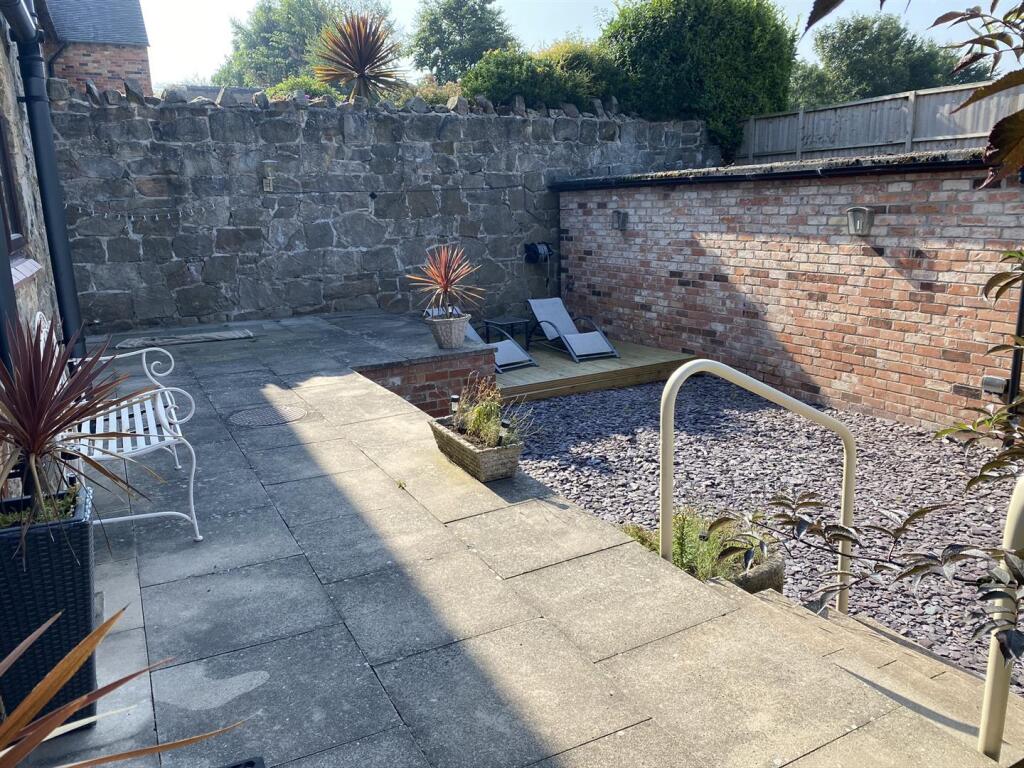 HC-garden-2.JPEG