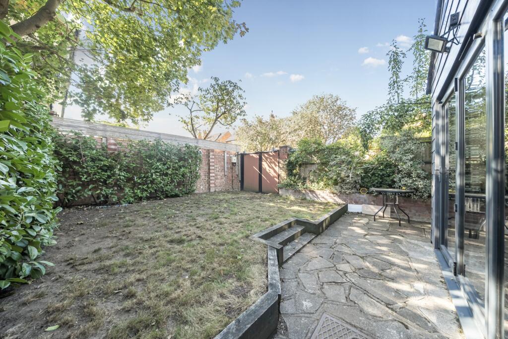 1349161-15-68beaa39f0d05