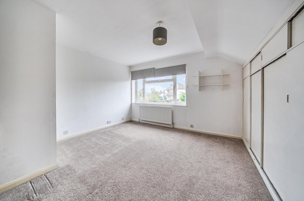 1370793-18-68f0f7...