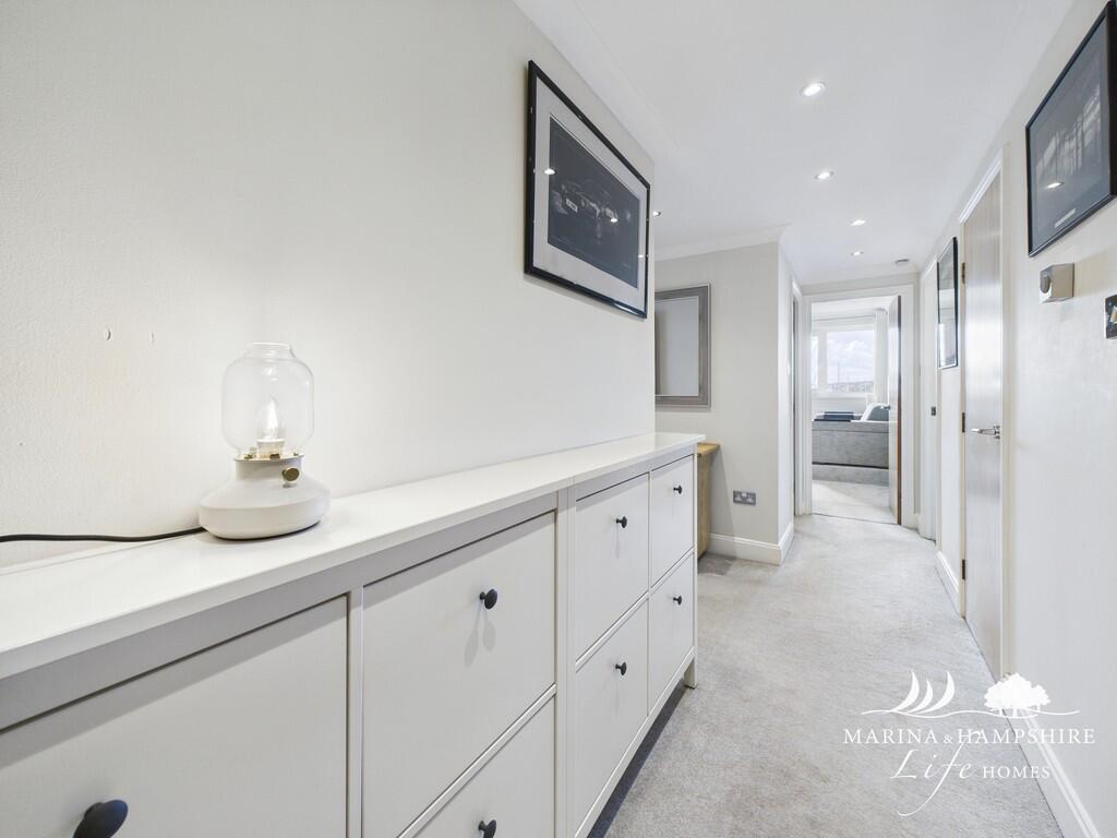 CAM03691G0-PR0048...