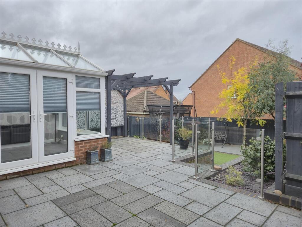 Landscaped Private Rear Garden