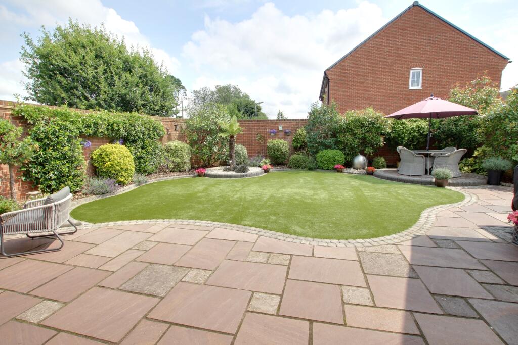 GARDEN