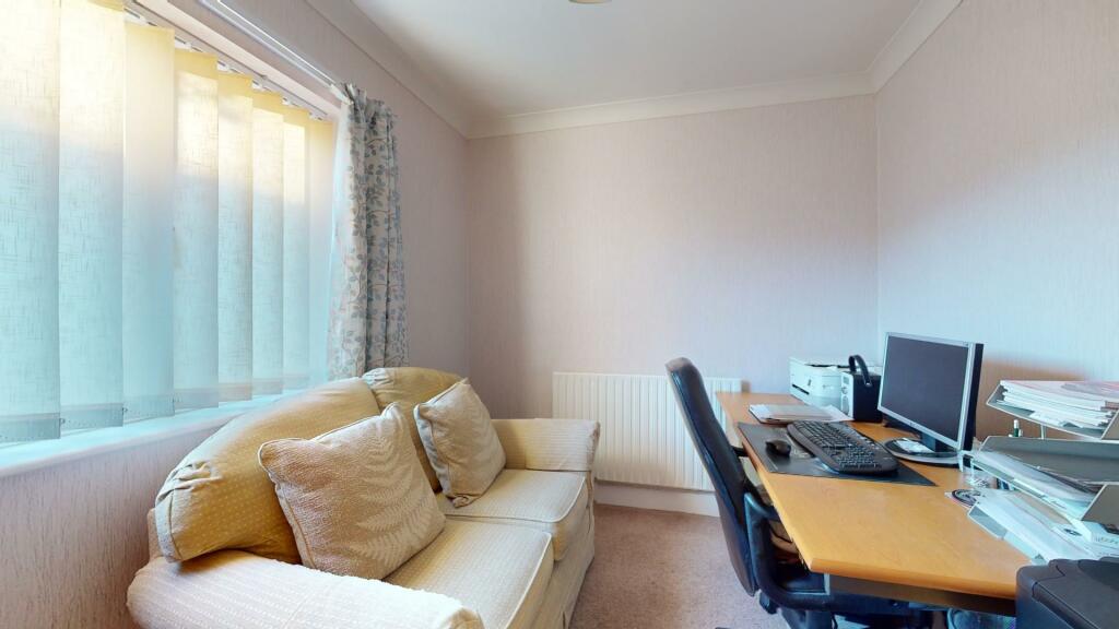 STUDY/BEDROOM 4