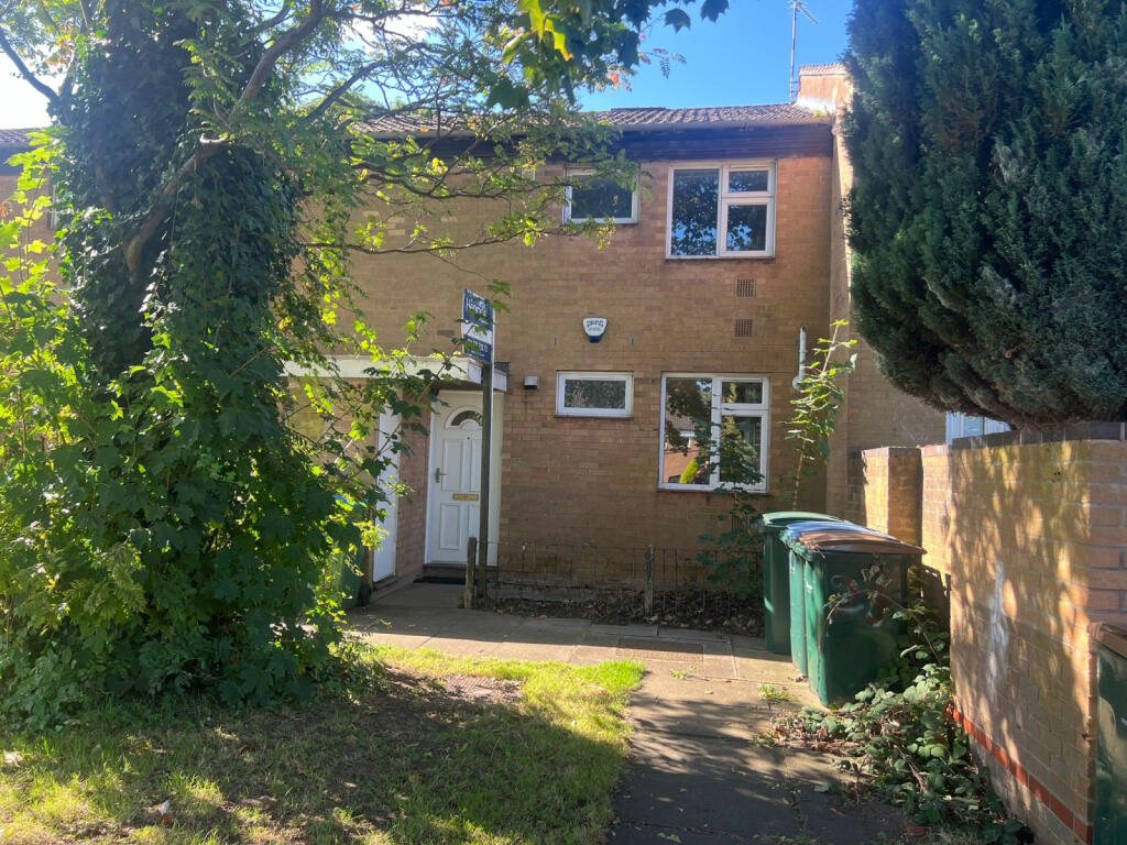 Available Now ¿ Newly Refurbished Near Warwick 