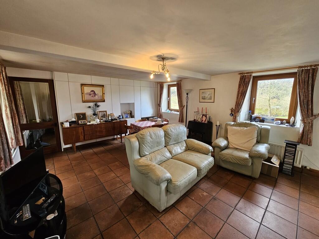 IMG-20250228-WA00...