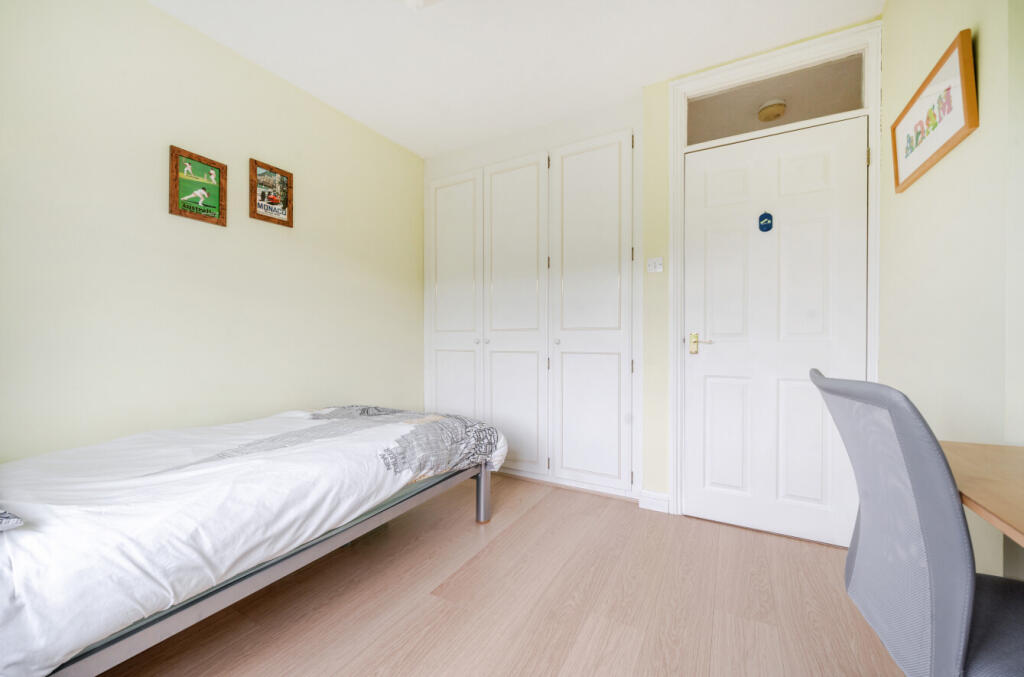 1299489-14-6835b8...