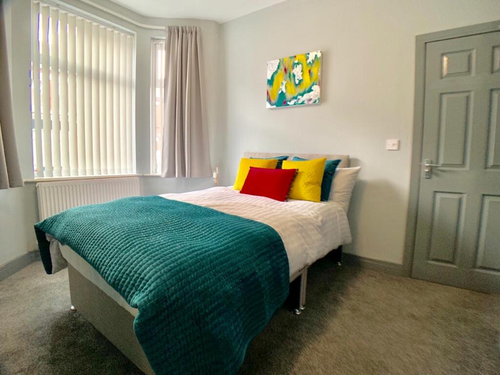 Bed 1.JPG