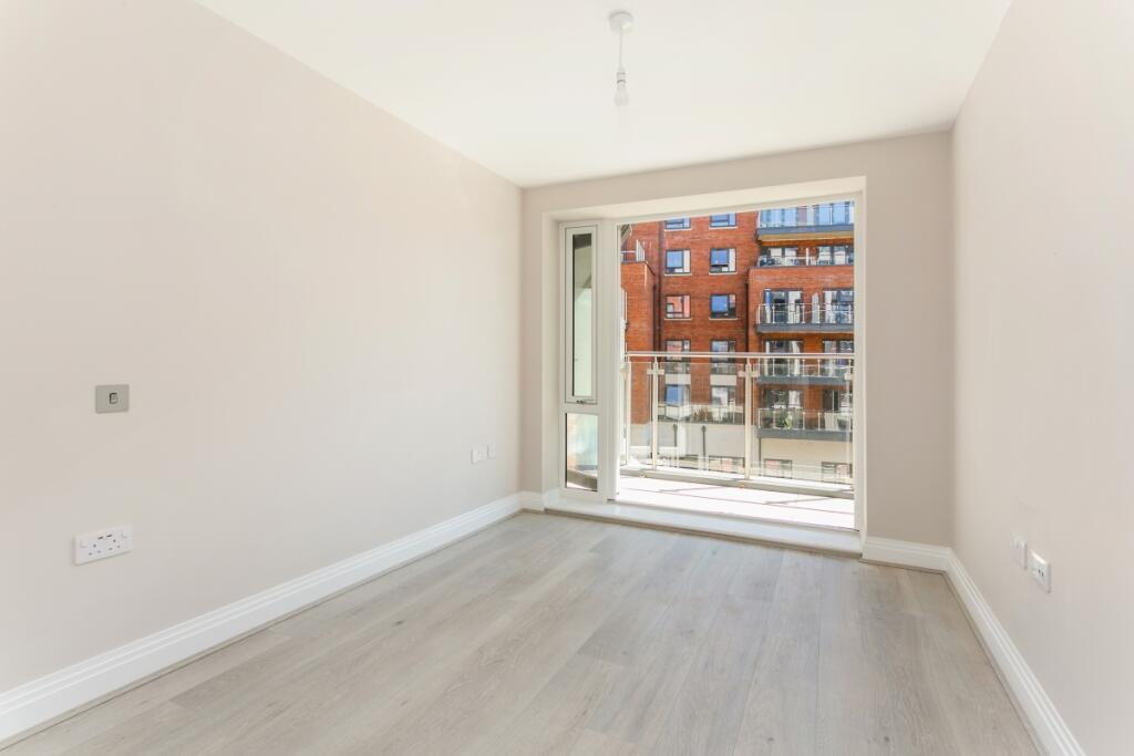 Apartment 54 3049...