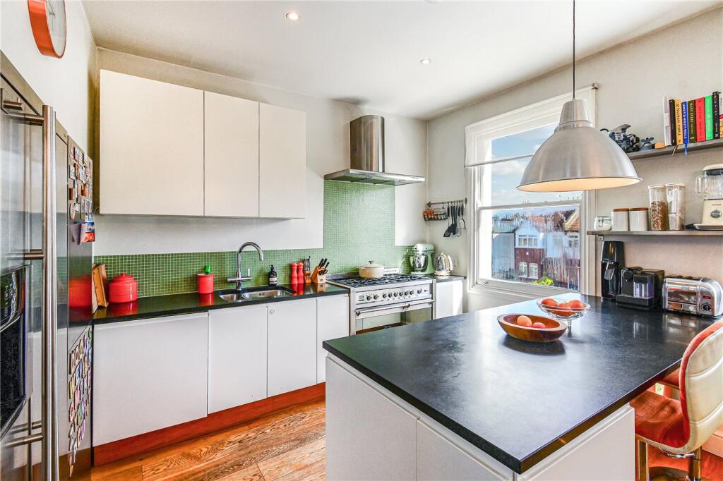 Kitchen/Diner P1