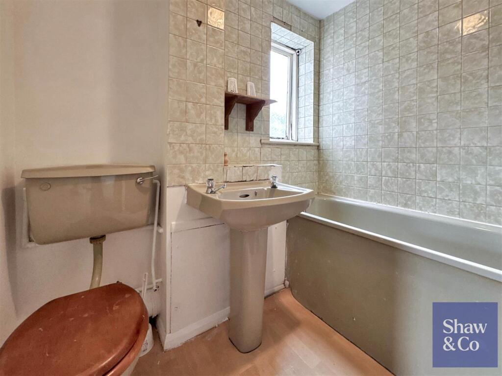Bathroom.jpeg