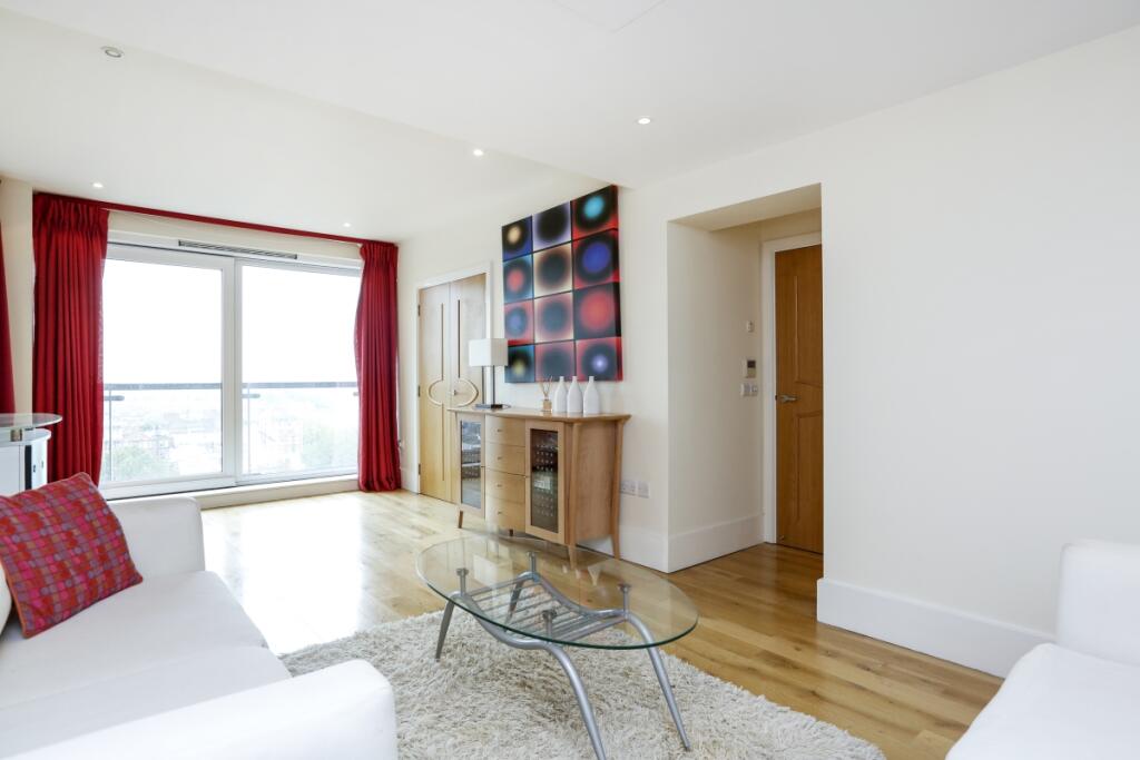 55-putney-wharf-t...