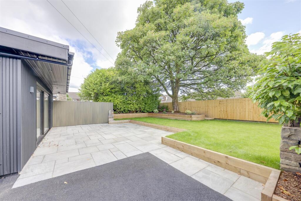 Patio &amp; Garden Alt