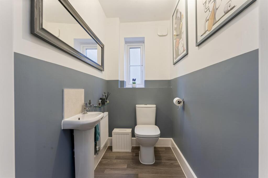 23 Moncrief Drive PH-16.jpg