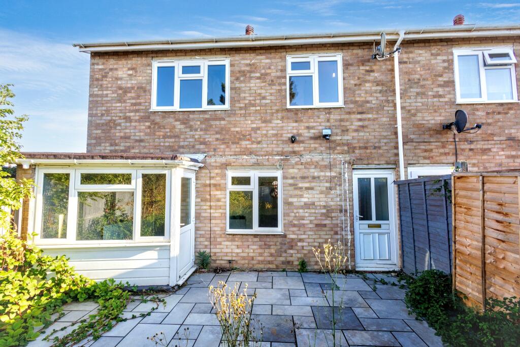 19 Wintringham Road, St. Neots, Cambridgeshire, PE19 1NX