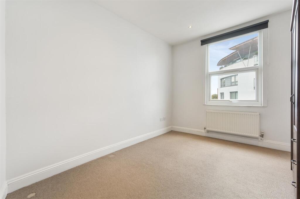HIGH STREET 2, FLAT B (12 FROM 18)-15.jpg