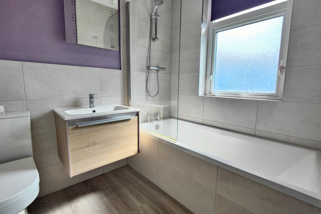 Modern Bathroom